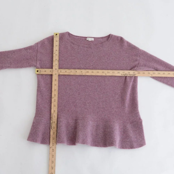 Garnet Hill Purple Fine Knit Bell 100% Cashmere Peplum Lightweight Sweater XS - Picture 4 of 10